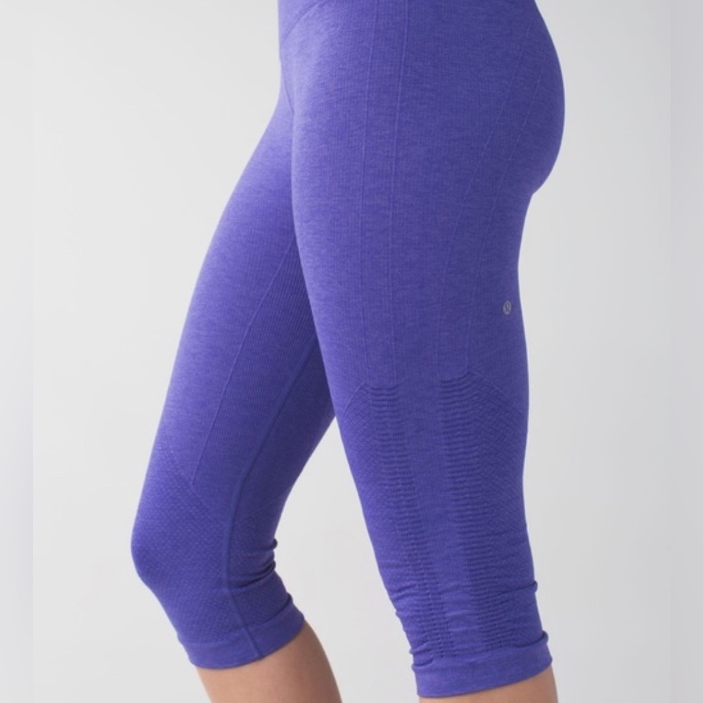 Lululemon In The Flow Crop II Heathered Purple. Great condition size 4